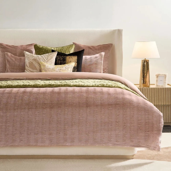 BEDDING & CURTAINS