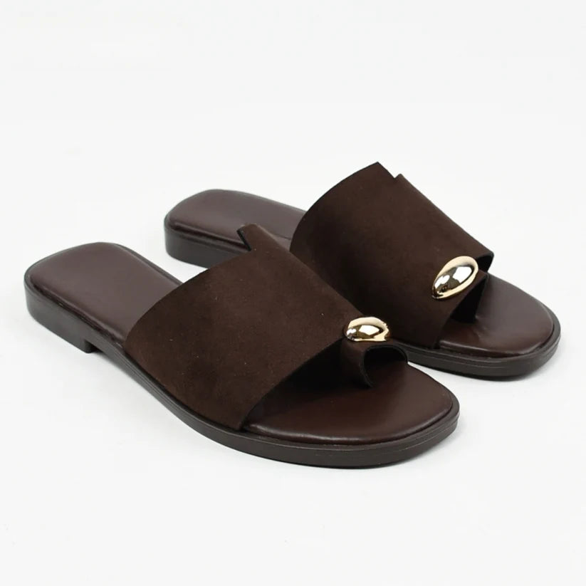 Flat Sandals with Metallic Detail