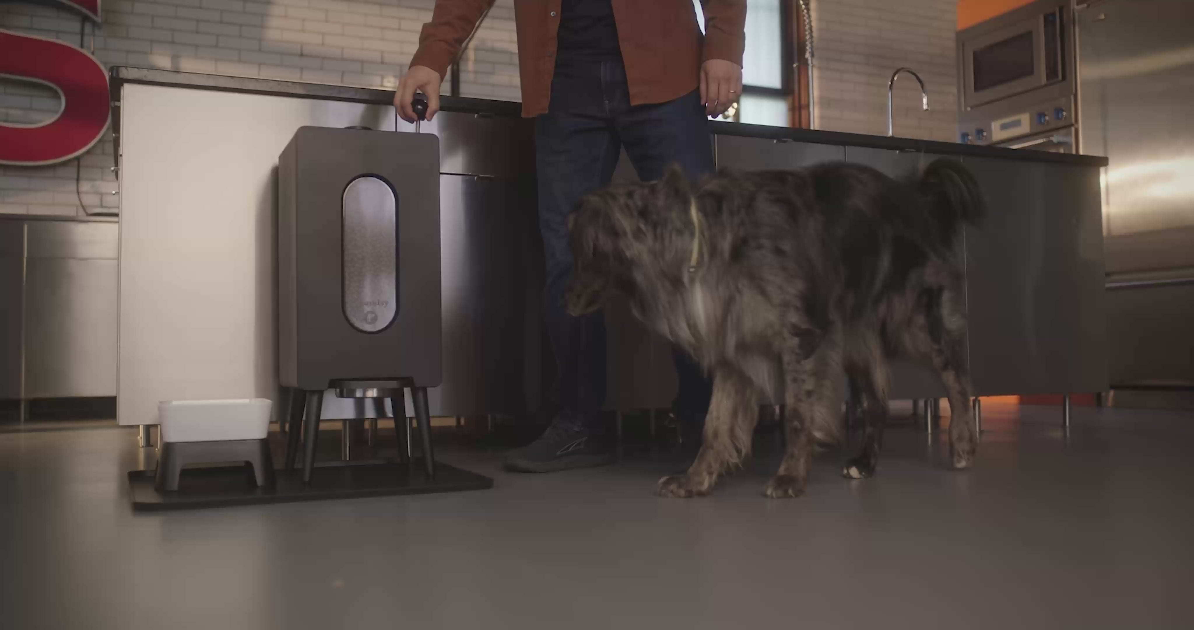 Houndsy Kibble Dispenser